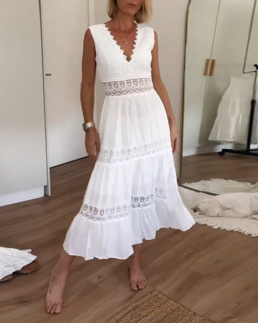 Aurélie | Robe en Dentelle Élégante avec Décolleté en V